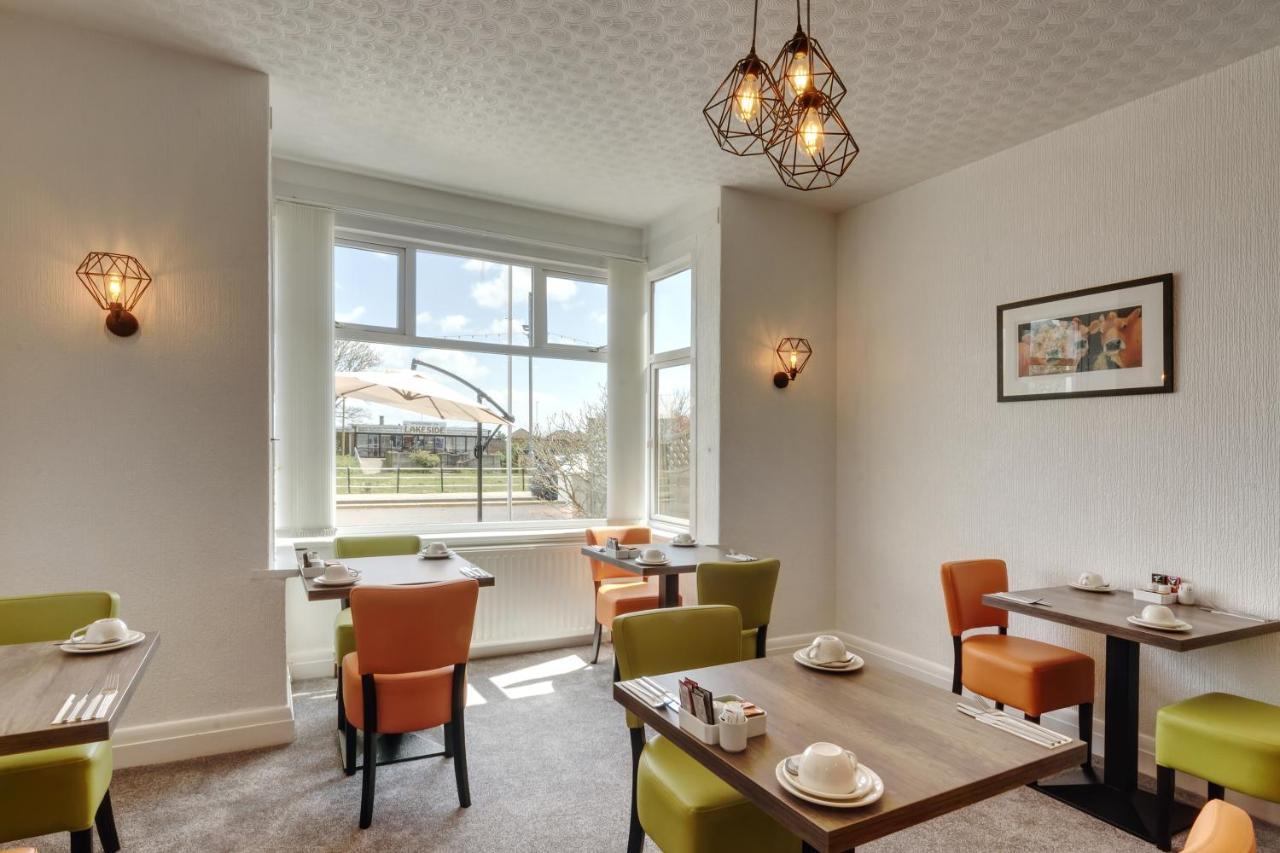 فندق Palm Court سكيغنيس المظهر الخارجي الصورة